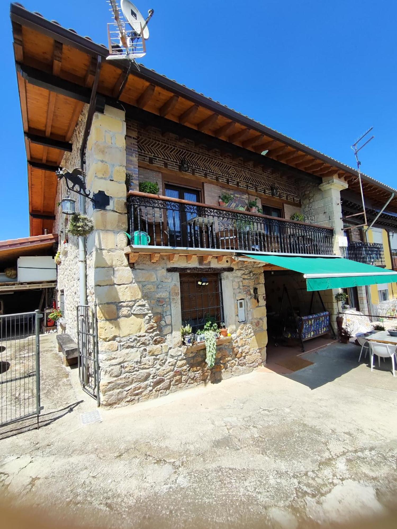 Pension Los Pasiegos Reocín Exterior photo
