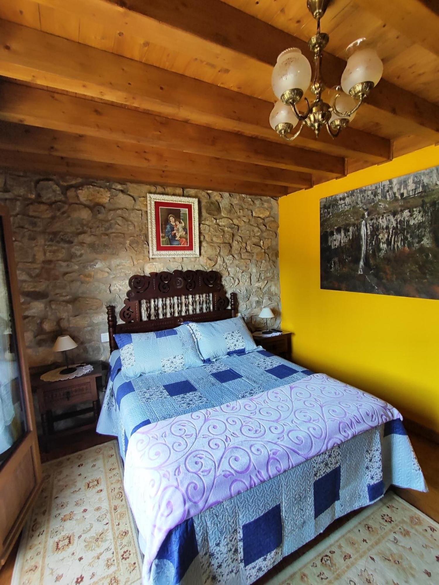 Pension Los Pasiegos Reocín Exterior photo
